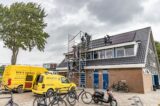 Plaatsing zonnepanelen op dak van kantine op zaterdag 2 oktober 2021 (20/23)